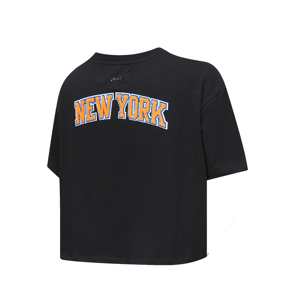 NBA NEW YORK KNICKS CLASSIC WOMEN'S BOXY TEE (BLACK)