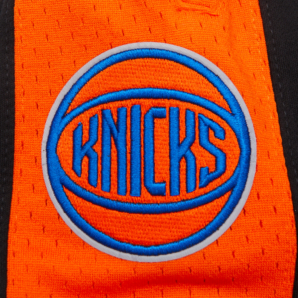 NBA NEW YORK KNICKS CLASSIC BIG BOY'S FLEECE 2.0 SHORT (BLACK/ORANGE)