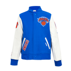 NBA NEW YORK KNICKS CLASSIC BLOUSON COLLÉGIAL EN LAINE POUR GARÇON JUNIOR (BLEU ROYAL/BLANC)