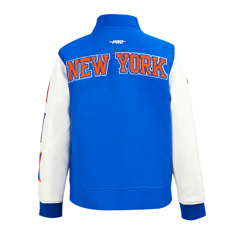 NBA NEW YORK KNICKS CLASSIC BLOUSON COLLÉGIAL EN LAINE POUR GARÇON JUNIOR (BLEU ROYAL/BLANC)