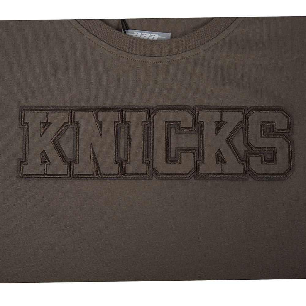 NBA NEW YORK KNICKS NEUTRAL T-SHIRT À MANCHES COURTES ET À COUPE CARRÉE POUR FILLE JUNIOR (TAUPE FONCÉ)