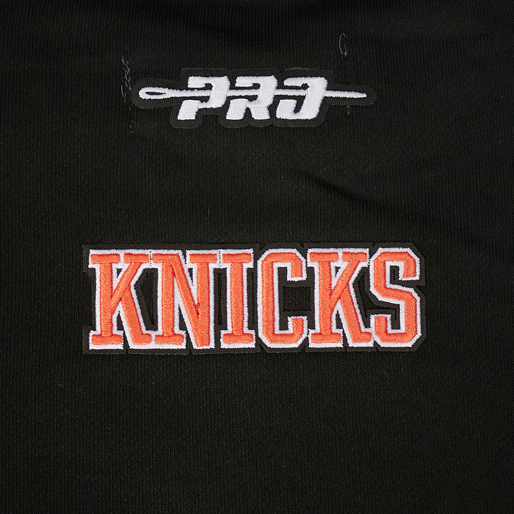 NBA NEW YORK KNICKS CLASSIC CHENILLE WOMEN'S SWEATSHIRT (BLACK)
