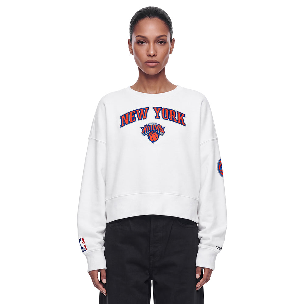 NBA NEW YORK KNICKS CLASSIC CHENILLE WOMEN'S SWEATSHIRT (WHITE)