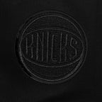 NBA NEW YORK KNICKS TRIPLE BLACK CHANDAIL À CAPUCHON EN MOLLETON POUR FEMME (TRIPLE NOIR FEMME)