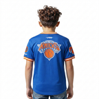 NBA NEW YORK KNICKS CLASSIC T-SHIRT EN FILET À MANCHES COURTES POUR GARÇON ENFANT (BLEU ROYAL/ORANGE)
