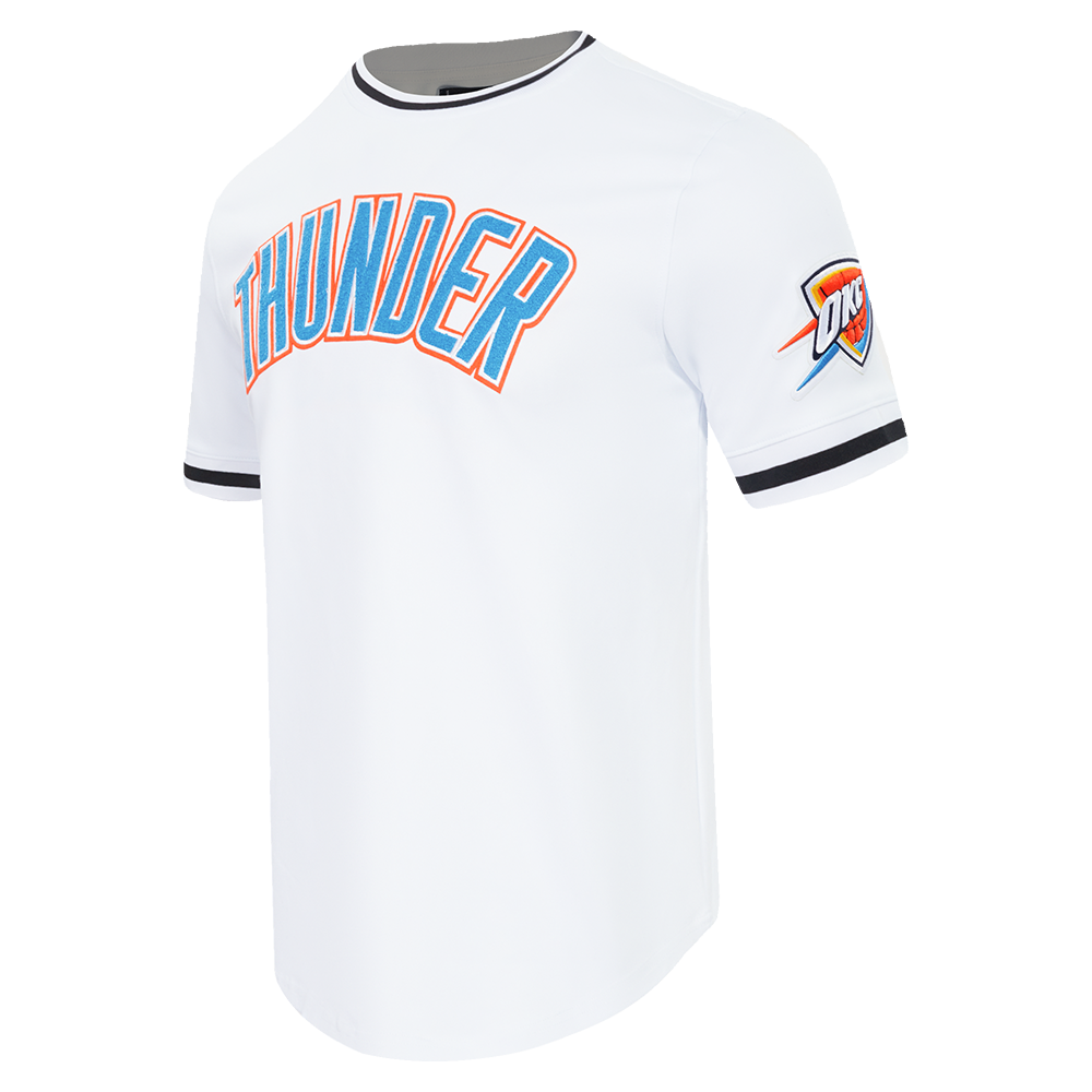 NBA OKLAHOMA CITY THUNDER CLASSIC CHENILLE MEN'S TEE (WHITE)