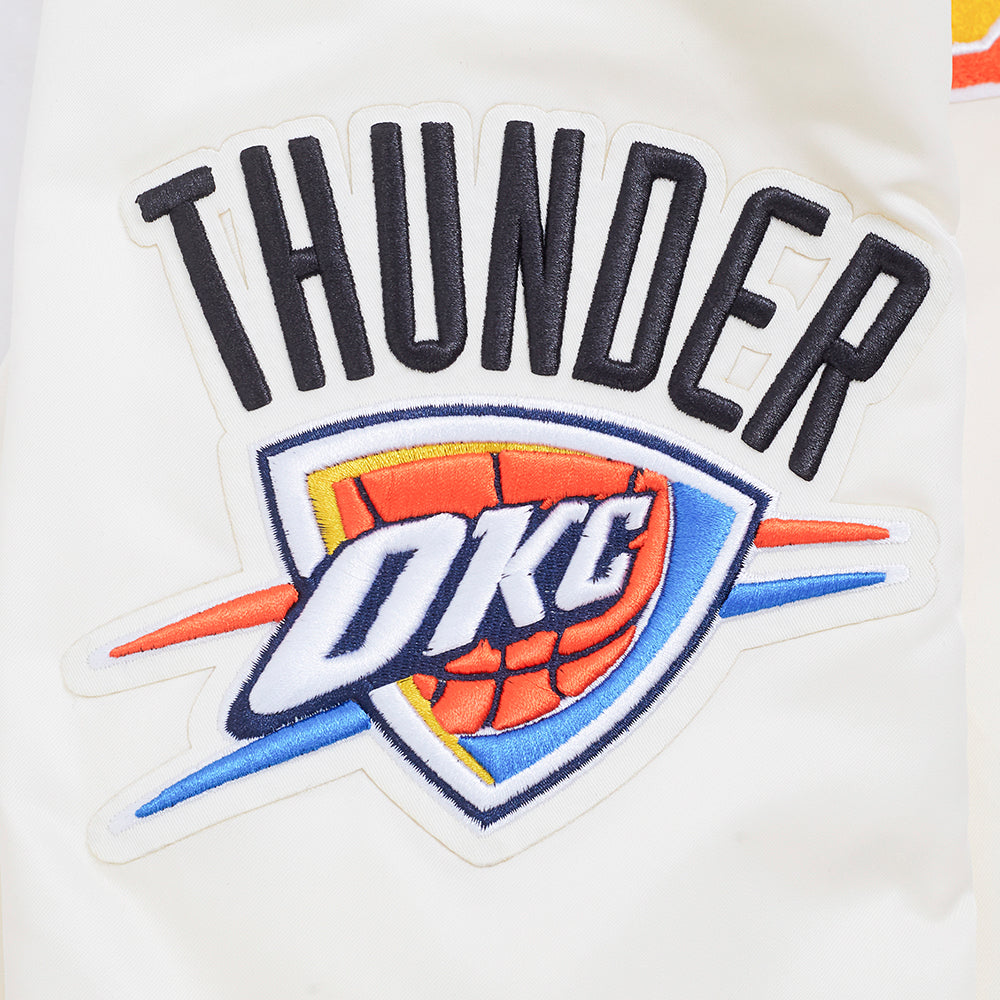 NBA OKLAHOMA CITY THUNDER BEST OF MEN'S RIB SATIN JACKET (EGGSHELL/ BLACK)