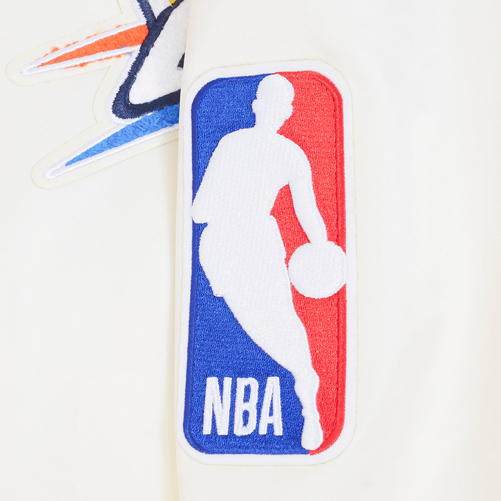 NBA OKLAHOMA CITY THUNDER BEST OF MEN'S RIB SATIN JACKET (EGGSHELL/ BLACK)