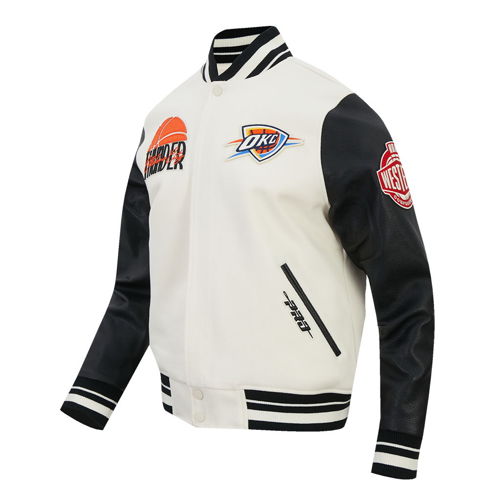 NBA OKLAHOMA CITY THUNDER ORIGINAL PLAYERS MEN'S VARSITY JACKET (EGGSHELL/ BLACK)