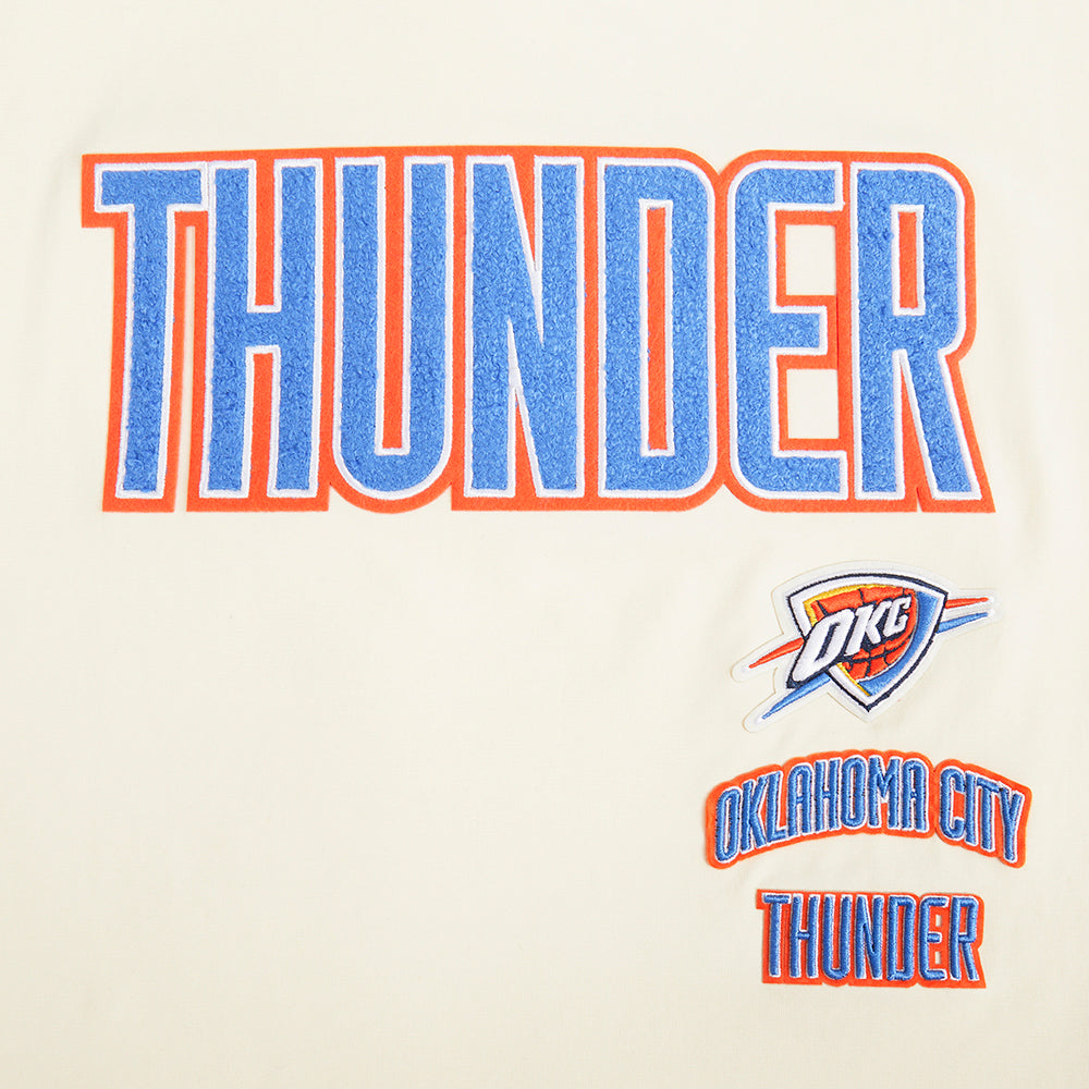 NBA OKLAHOMA CITY THUNDER RETRO CLASSIC WOMEN'S BOXY TEE (EGGSHELL)