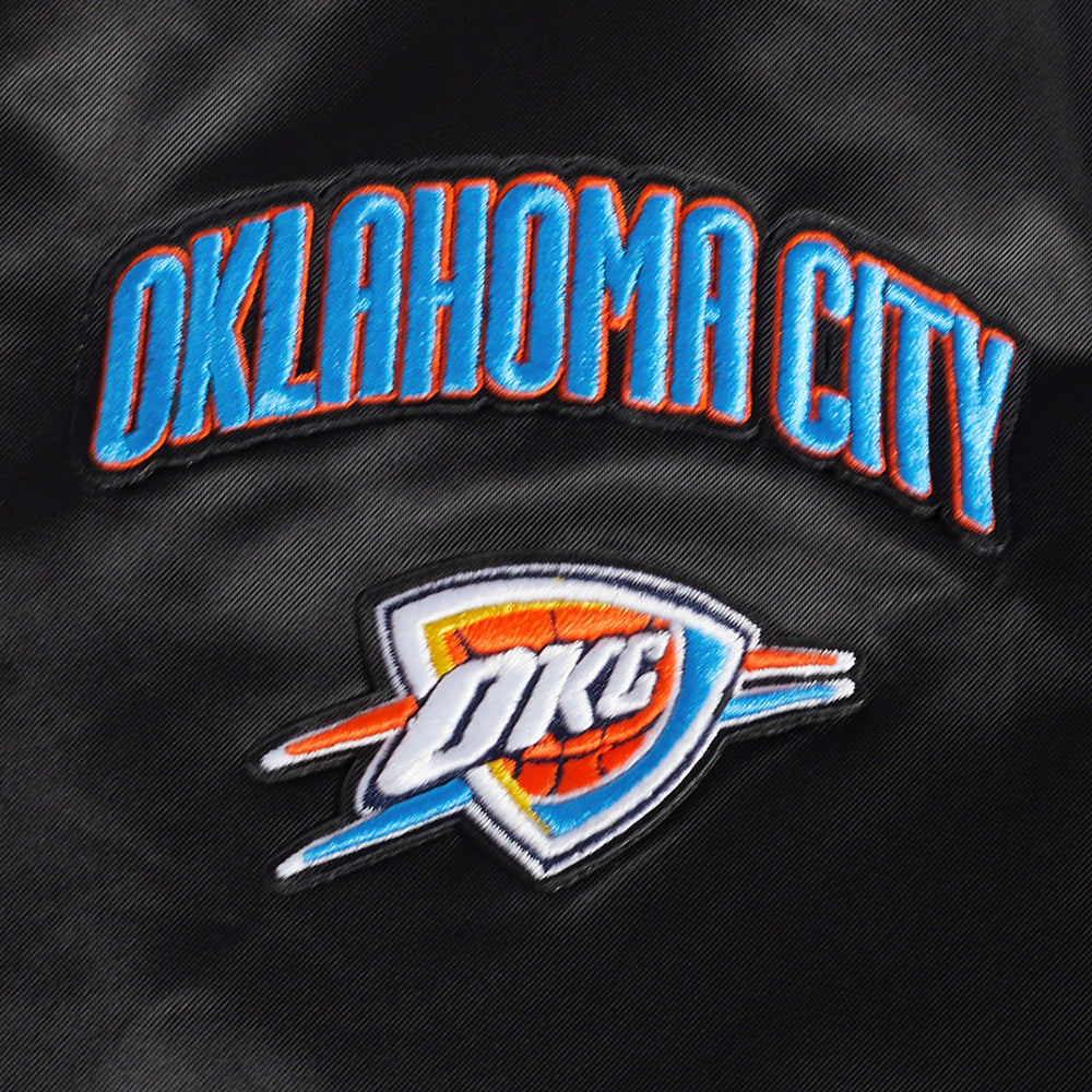 NBA OKLAHOMA CITY THUNDER CLASSIC WOMEN'S SATIN JACKET (BLACK)