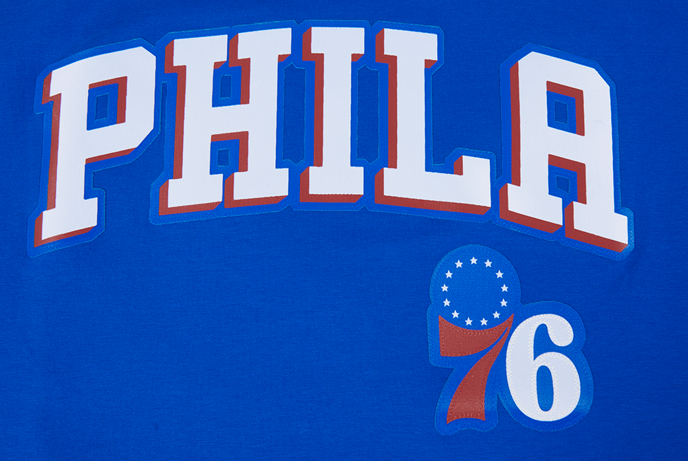 NBA PHILADELPHIA 76ERS CLASSIC T-SHIRT EN JERSEY SIMPLE À RAYURES POUR HOMME (BLEU ROYAL/ROUGE)