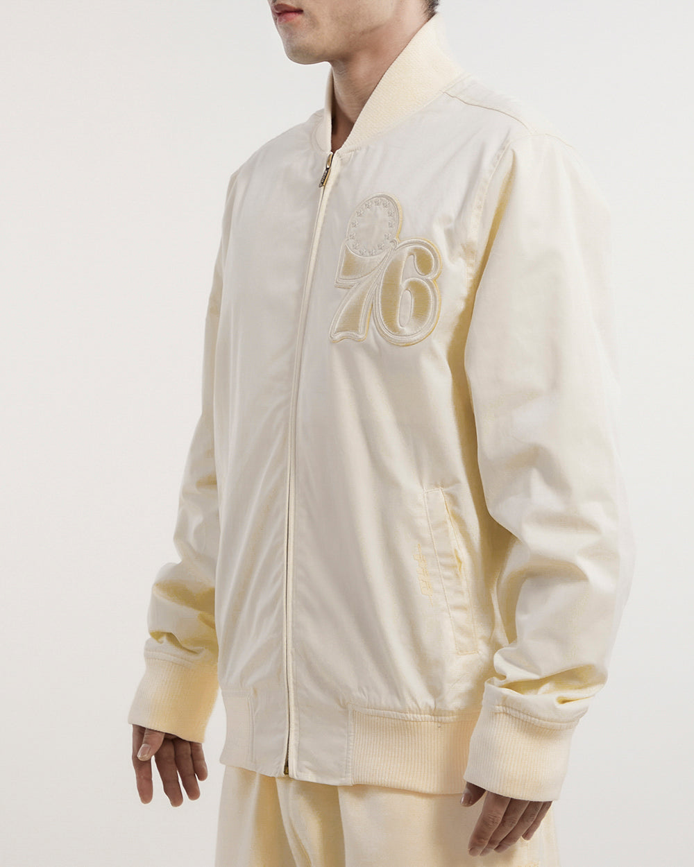 NBA PHILADELPHIA 76ERS NEUTRAL MEN'S TWILL JACKET (EGGSHELL)