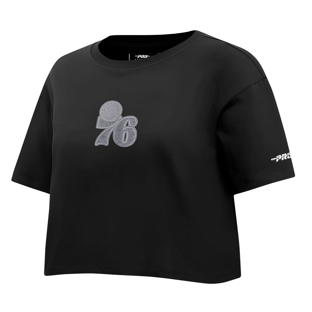 NBA PHILADELPHIA 76ERS REVERSE FRENCH TERRY T-SHIRT EN JERSEY SIMPLE À COUPE CARRÉE POUR FEMME (NOIR)