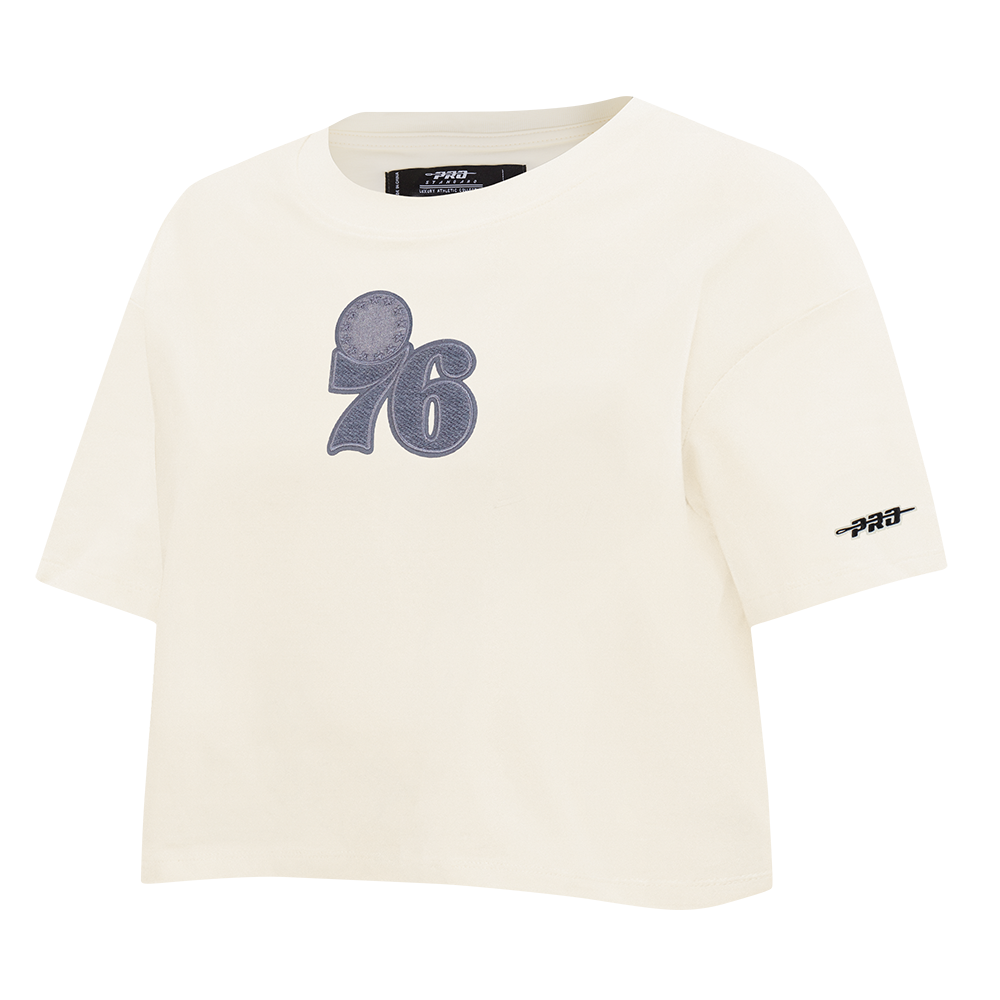 NBA PHILADELPHIA 76ERS REVERSE FRENCH TERRY T-SHIRT EN JERSEY SIMPLE À COUPE CARRÉE POUR FEMME (COQUILLE D'ŒUF)