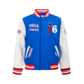 NBA PHILADELPHIA 76ERS RETRO CLASSIC BLOUSON COLLÉGIAL EN LAINE À BORDS CÔTELÉS POUR GARÇON JUNIOR (BLEU ROYAL/ROUGE)