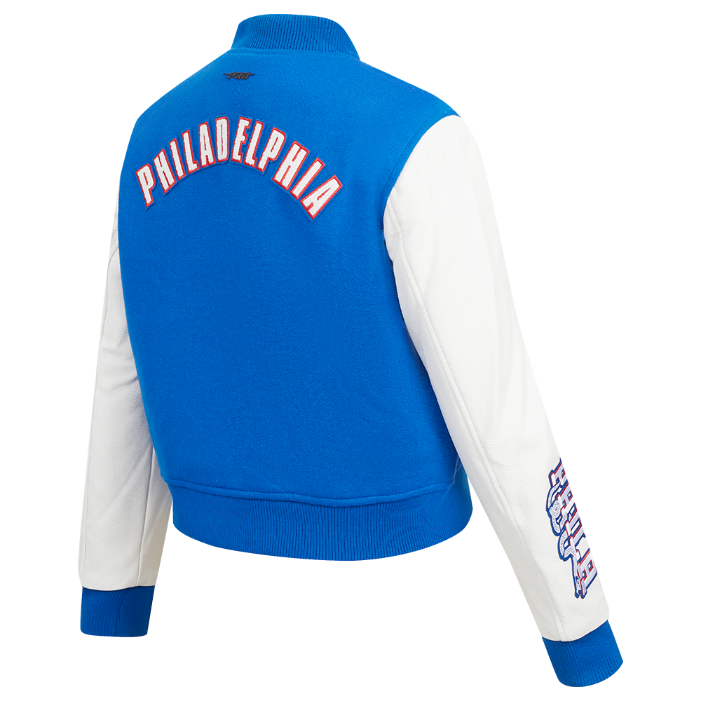 NBA PHILADELPHIA 76ERS CLASSIC BLOUSON COLLÉGIAL EN LAINE POUR FEMME (BLEU ROYAL/BLANC)