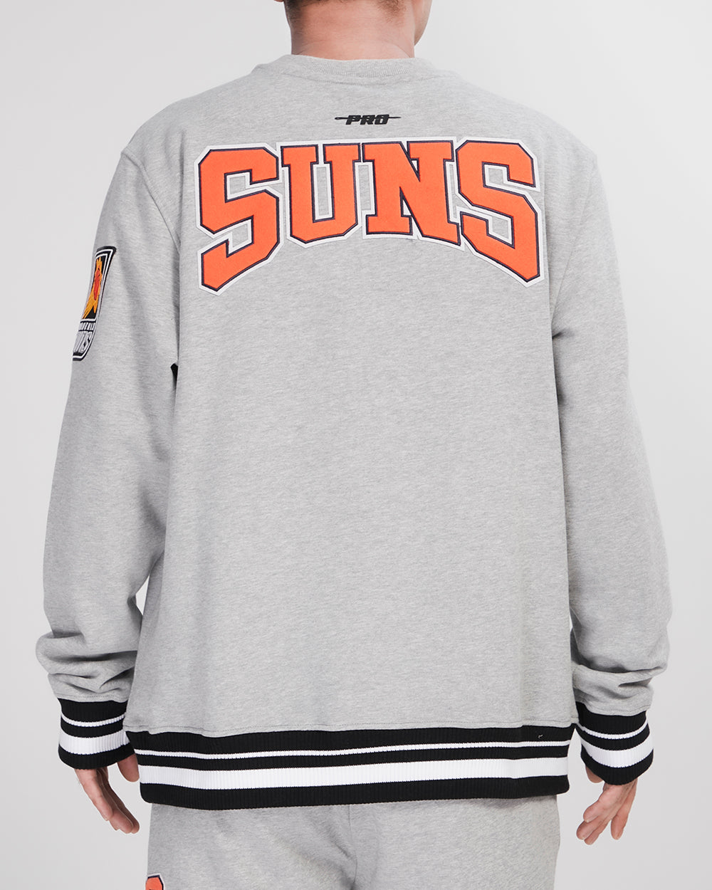 NBA PHOENIX SUNS CREST EMBLEM MEN'S RIB CREWNECK (HEATHER GRAY/BLACK)