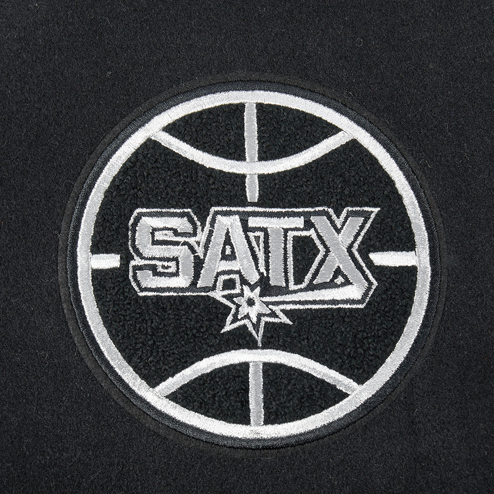 NBA SAN ANTONIO SPURS RETRO CLASSIC BLOUSON COLLÉGIAL EN LAINE À BORDS CÔTELÉS POUR FEMME (NOIR/GRIS)