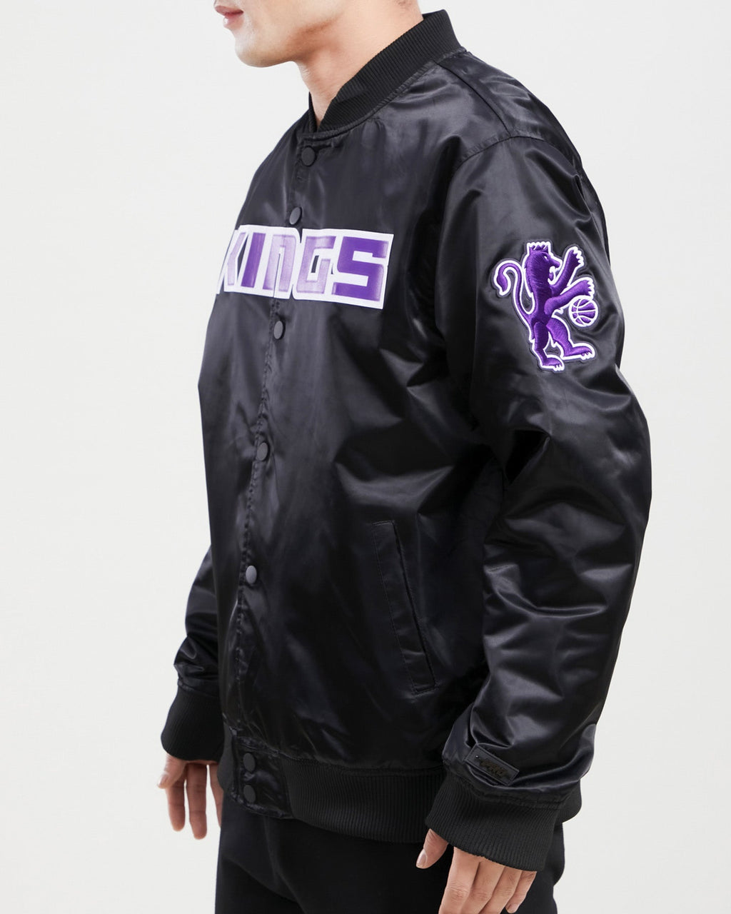 NBA SACRAMENTO KINGS TEAM BIG LOGO MEN'S SATIN JACKET (BLACK)