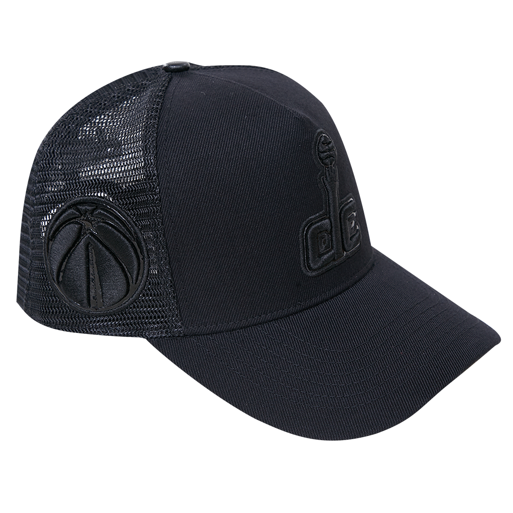 NBA WASHINGTON WIZARDS BLACK OUT CLASSIC PINCH FRONT TRUCKER (BLACK)