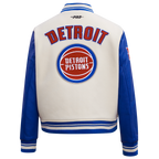 NBA DETROIT PISTONS RETRO CLASSIC BLOUSON COLLÉGIAL EN LAINE À BORDS CÔTELÉS POUR FEMME (COQUILLE D'ŒUF/BLEU ROYAL)