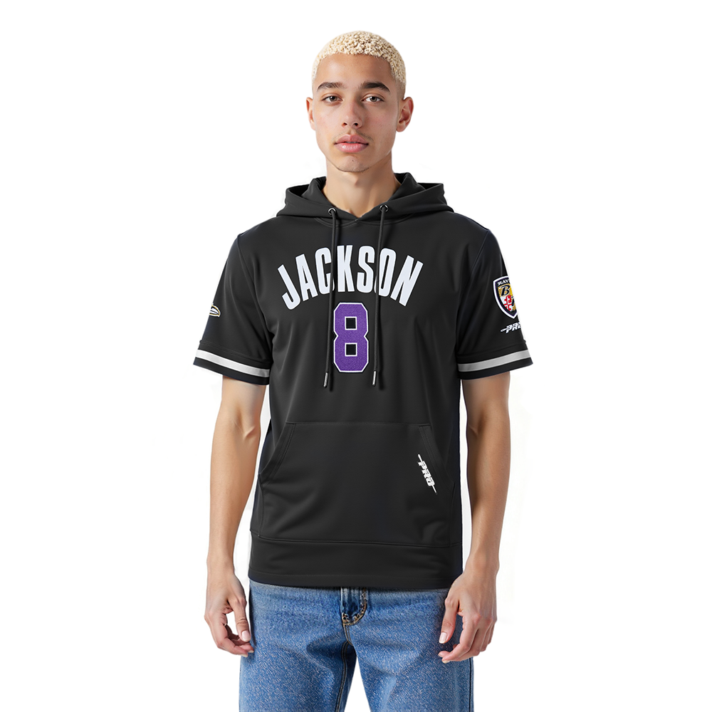 NFL BALTIMORE RAVENS LAMAR JACKSON #8 CLASSIC PNN CHANDAIL À CAPUCHON À MANCHES COURTES POUR HOMME (NOIR)