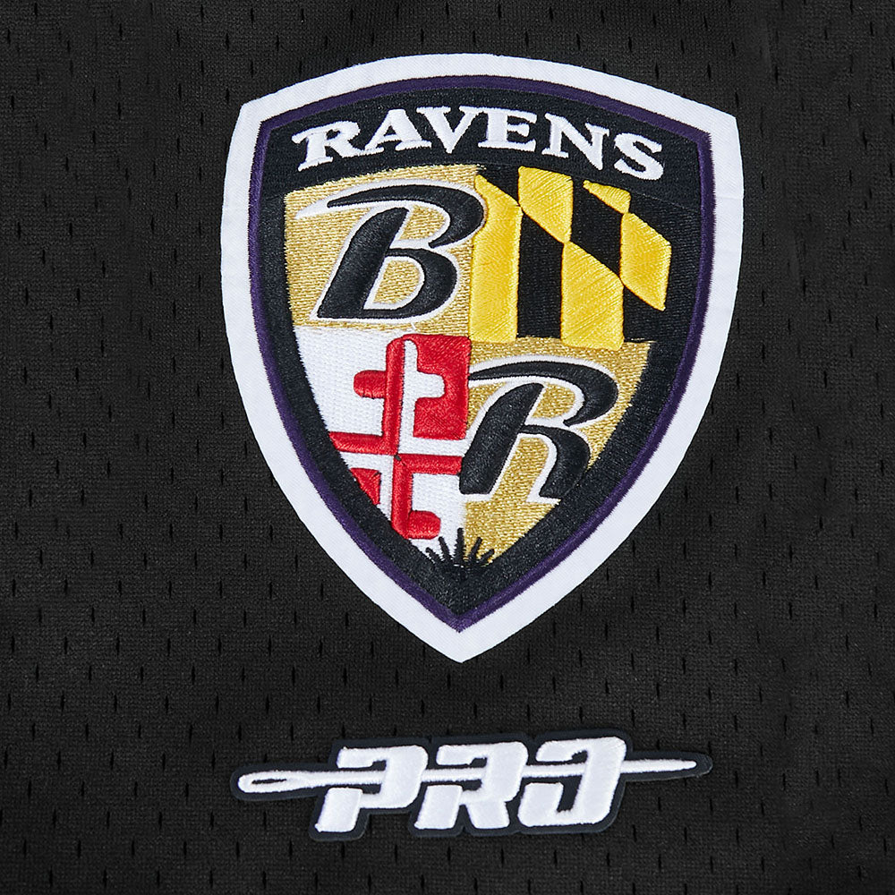 NFL BALTIMORE RAVENS LAMAR JACKSON #8 CLASSIC MESH PNN MEN'S MESH BUTTON DOWN SHIRT (BLACK)