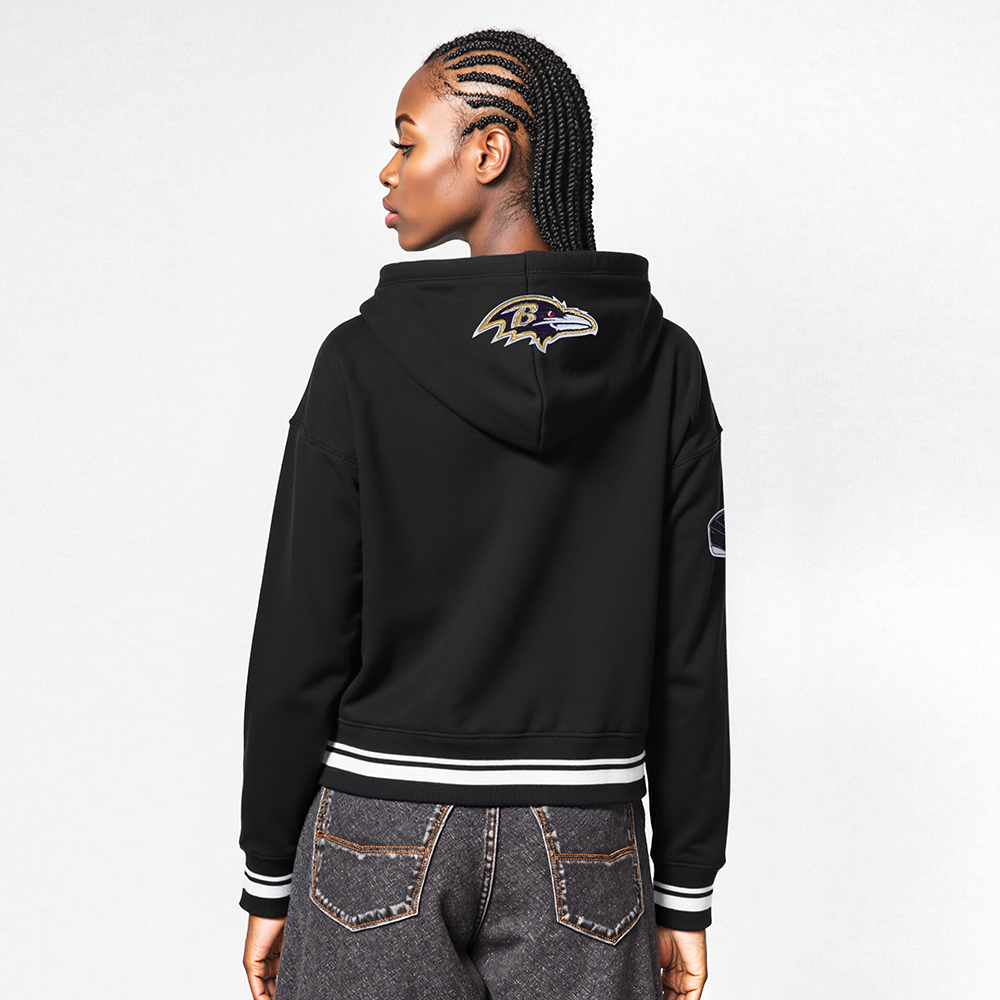 NFL BALTIMORE RAVENS RETRO CLASSIC WOMEN'S CROPPED PO HOODIE (BLACK)