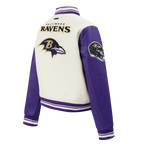 NFL BALTIMORE RAVENS RETRO CLASSIC BLOUSON COLLÉGIAL EN LAINE À BORDS CÔTELÉS POUR FEMME (COQUILLE D'ŒUF/VIOLET)