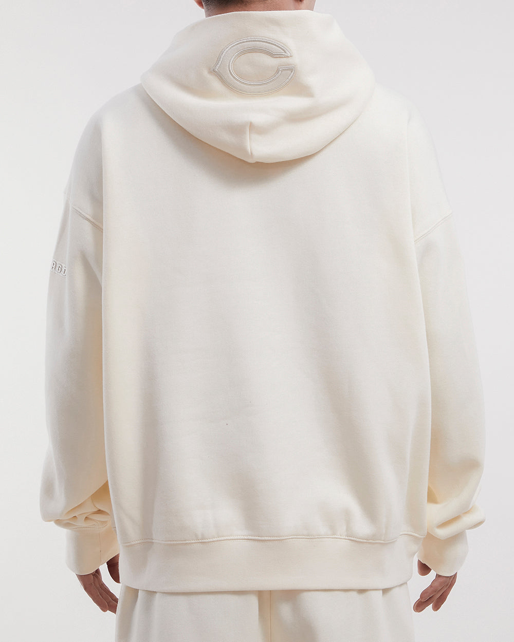 NFL CHICAGO BEARS NEUTRAL DROP SHOULDER MEN'S PULLOVER HOODIE (EGGSHELL)