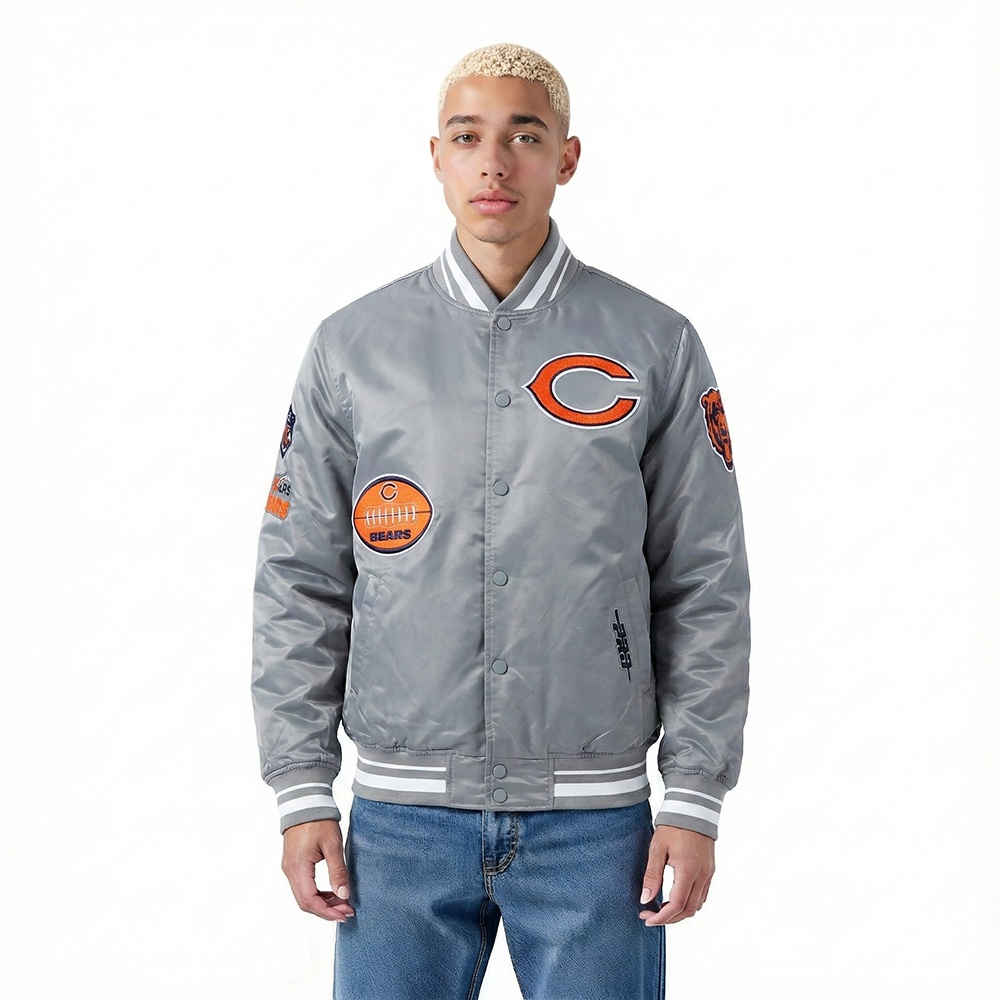 NFL CHICAGO BEARS OLD ENGLISH BLOUSON EN SATIN À BORDS CÔTELÉS POUR HOMME (GRIS)