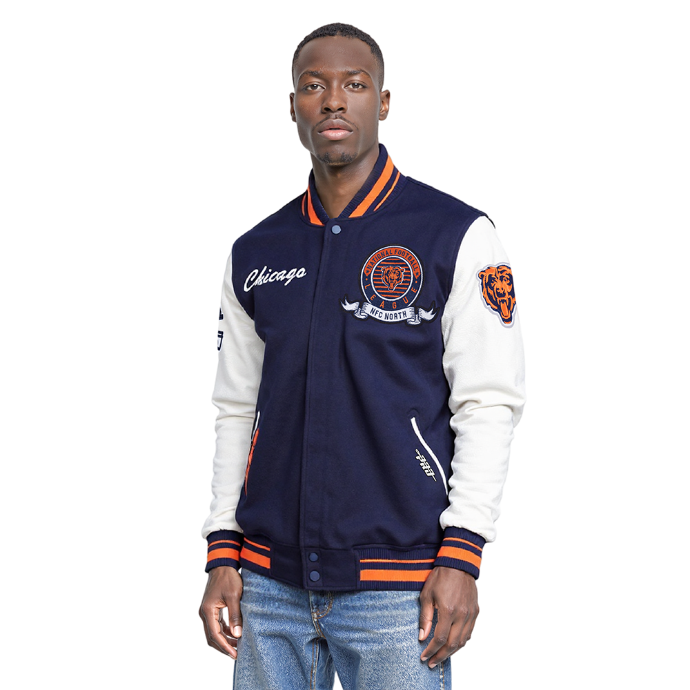 NFL CHICAGO BEARS TEAM BADGE BLOUSON COLLÉGIAL EN LAINE À BORDS CÔTELÉS POUR HOMME (MARINE MINUIT/ORANGE/MARINE MINUIT)