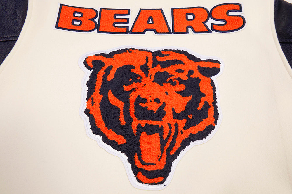 NFL CHICAGO BEARS RETRO CLASSIC BLOUSON COLLÉGIAL EN LAINE À BORDS CÔTELÉS POUR HOMME (COQUILLE D'ŒUF/MARINE MINUIT)