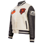 NFL CHICAGO BEARS RETRO CLASSIC BLOUSON COLLÉGIAL EN LAINE À BORDS CÔTELÉS POUR FEMME (COQUILLE D'ŒUF/MARINE MINUIT)