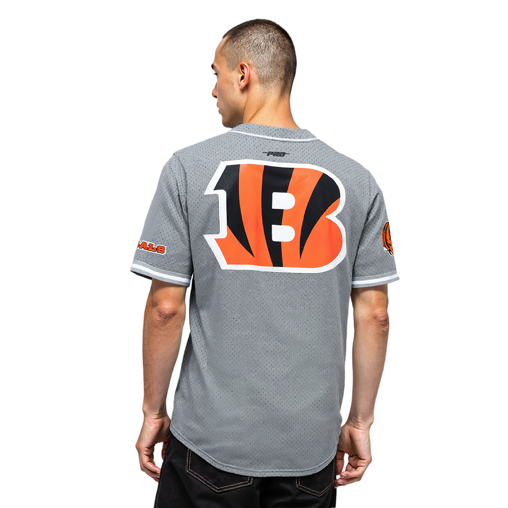 NFL CINCINNATI BENGALS SCRIPT TAIL MEN'S MESH BUTTON DOWN SHIRT (GRAY)