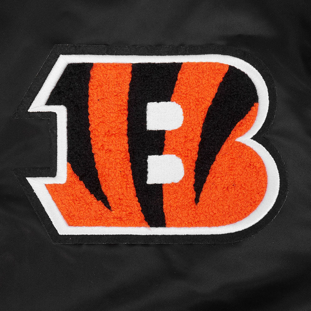 NFL CINCINNATI BENGALS OLD ENGLISH MEN'S RIB SATIN JACKET (BLACK/ORANGE)