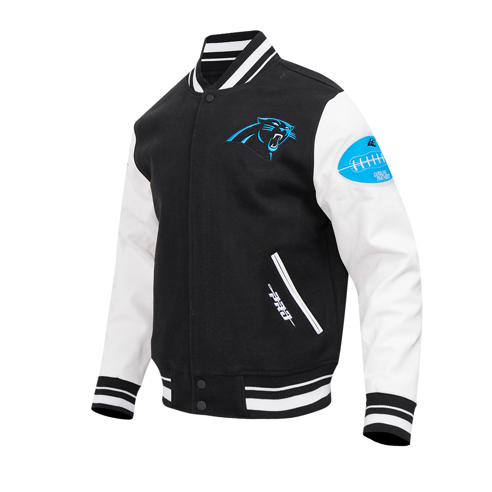NFL CAROLINA PANTHERS OLD ENGLISH BLOUSON COLLÉGIAL EN LAINE À BORDS CÔTELÉS POUR HOMME (NOIR/BLANC)