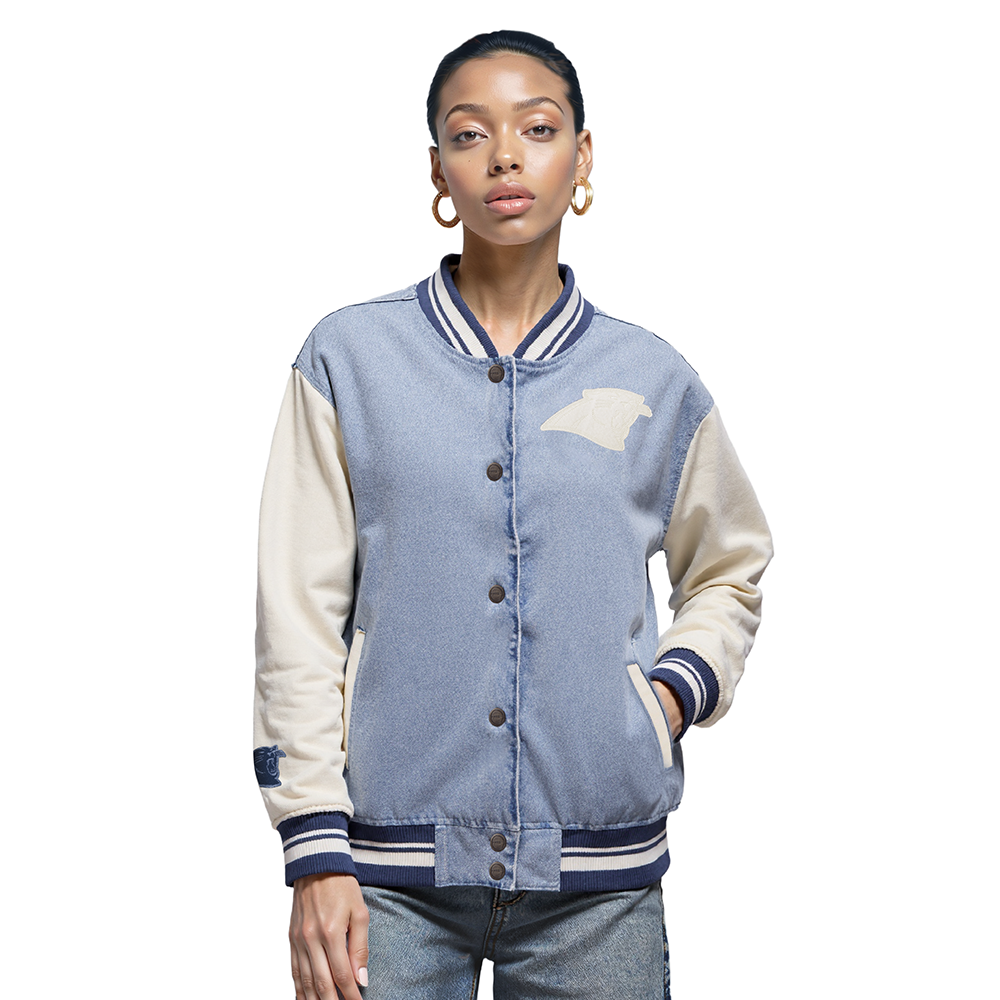 NFL CAROLINA PANTHERS VARSITY BLUES BLOUSON COLLÉGIAL EN DENIM POUR FEMME (DENIM/LIN)