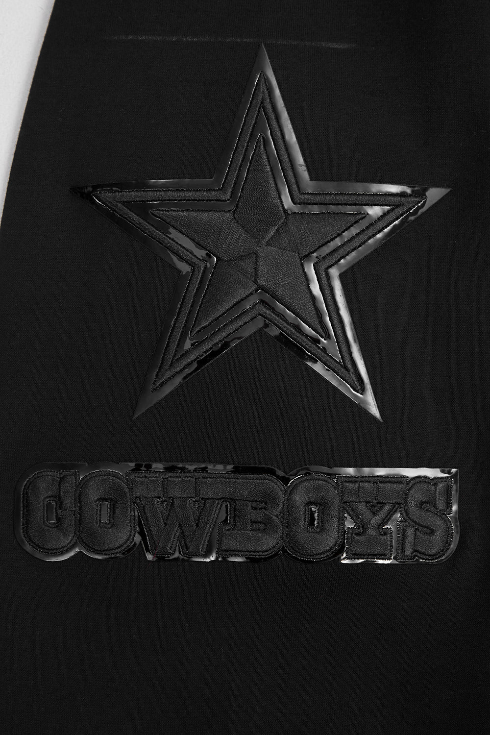 NFL DALLAS COWBOYS TRIPLE BLACK MEN'S PULLOVER HOODIE (BLACK)