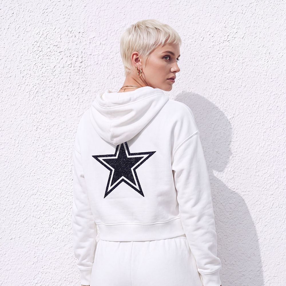 NFL DALLAS COWBOYS TEAM CRYSTALLINE WOMEN'S CROPPED PULLOVER HOODIE (WHITE)