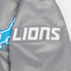 NFL DETROIT LIONS OLD ENGLISH MEN'S RIB SATIN JACKET (GRAY)