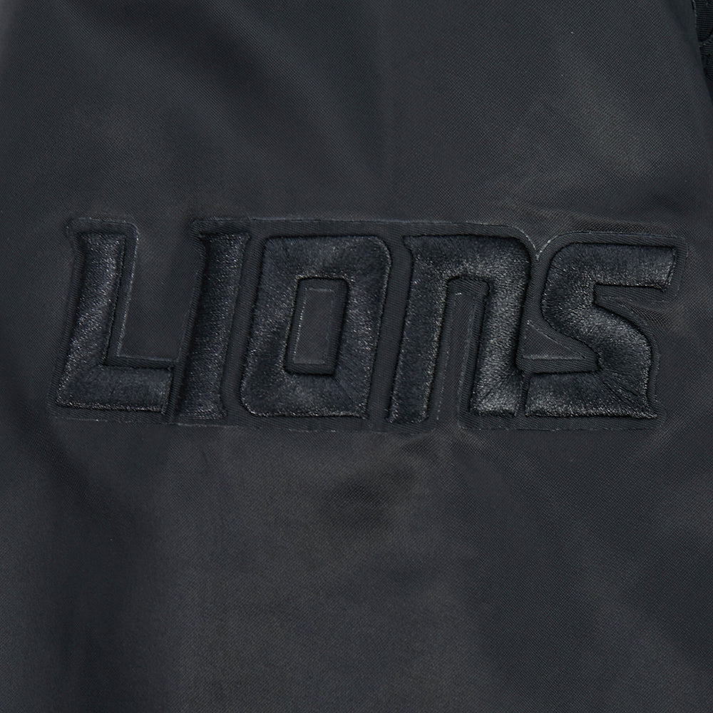NFL DETROIT LIONS BLACKOUT MEN'S SATIN JACKET (BLACK)