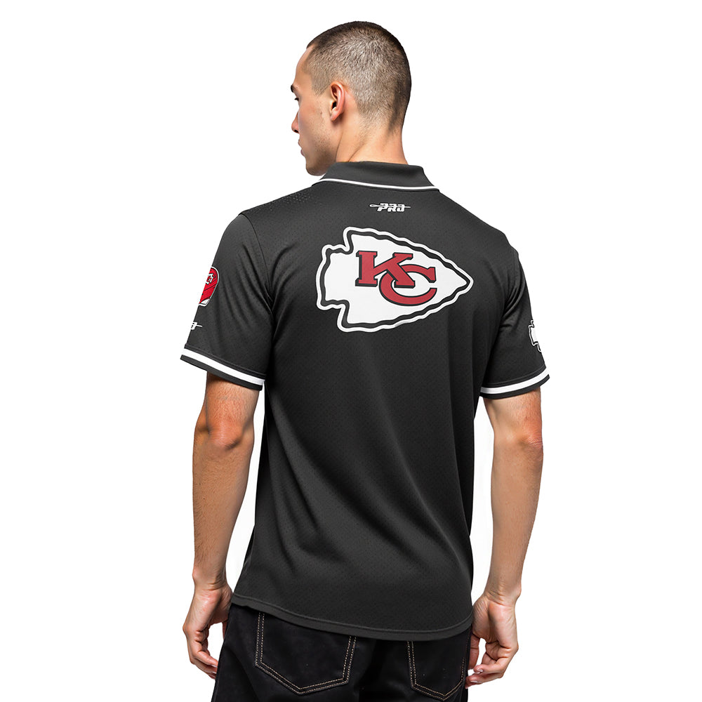 NFL KANSAS CITY CHIEFS PATRICK MAHOMES #15 CLASSIC MESH PNN CHEMISE BOUTONNÉE EN FILET POUR HOMME (NOIR)