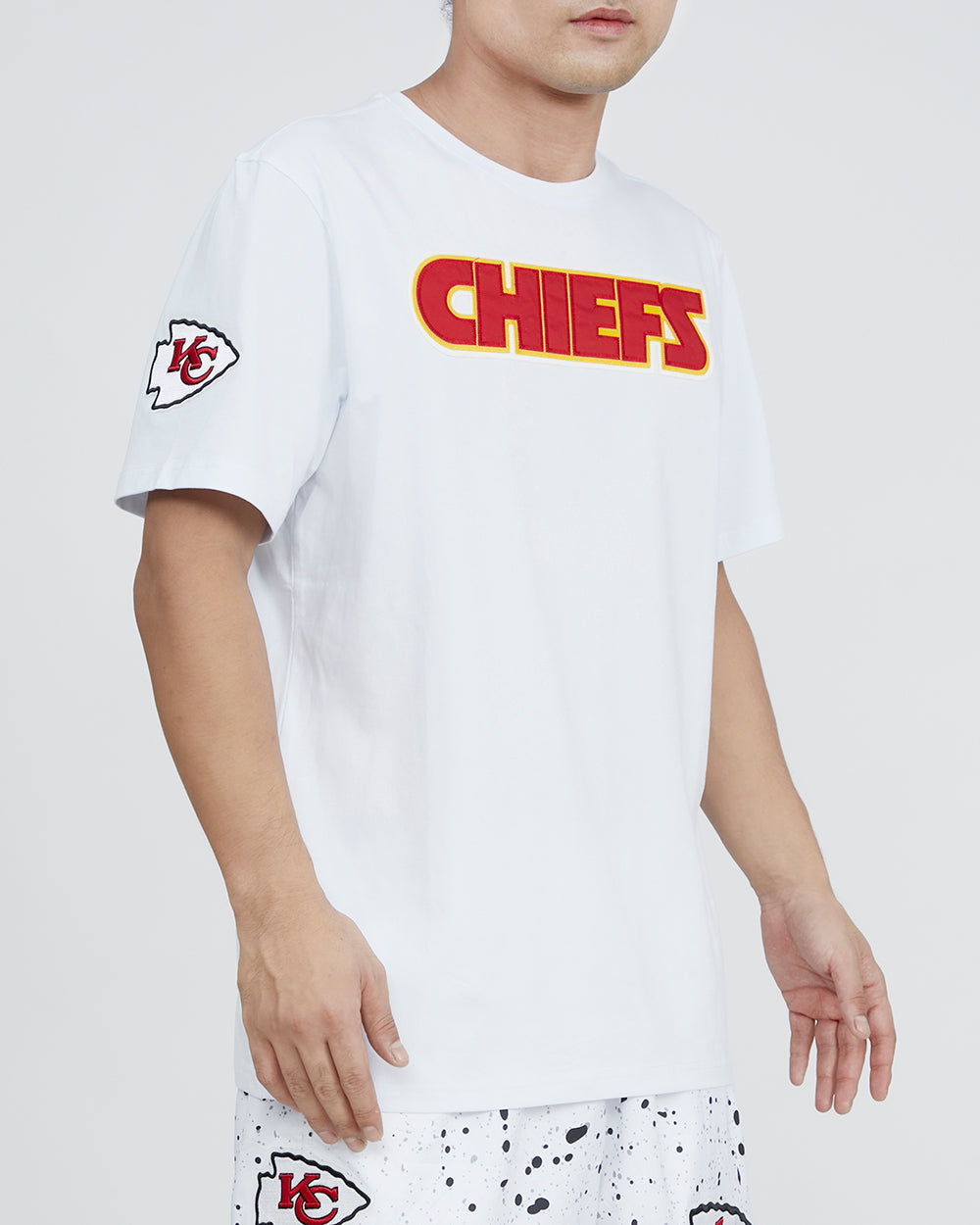 NFL KANSAS CITY CHIEFS TACKLE TWILL MEN'S TEE (WHITE)