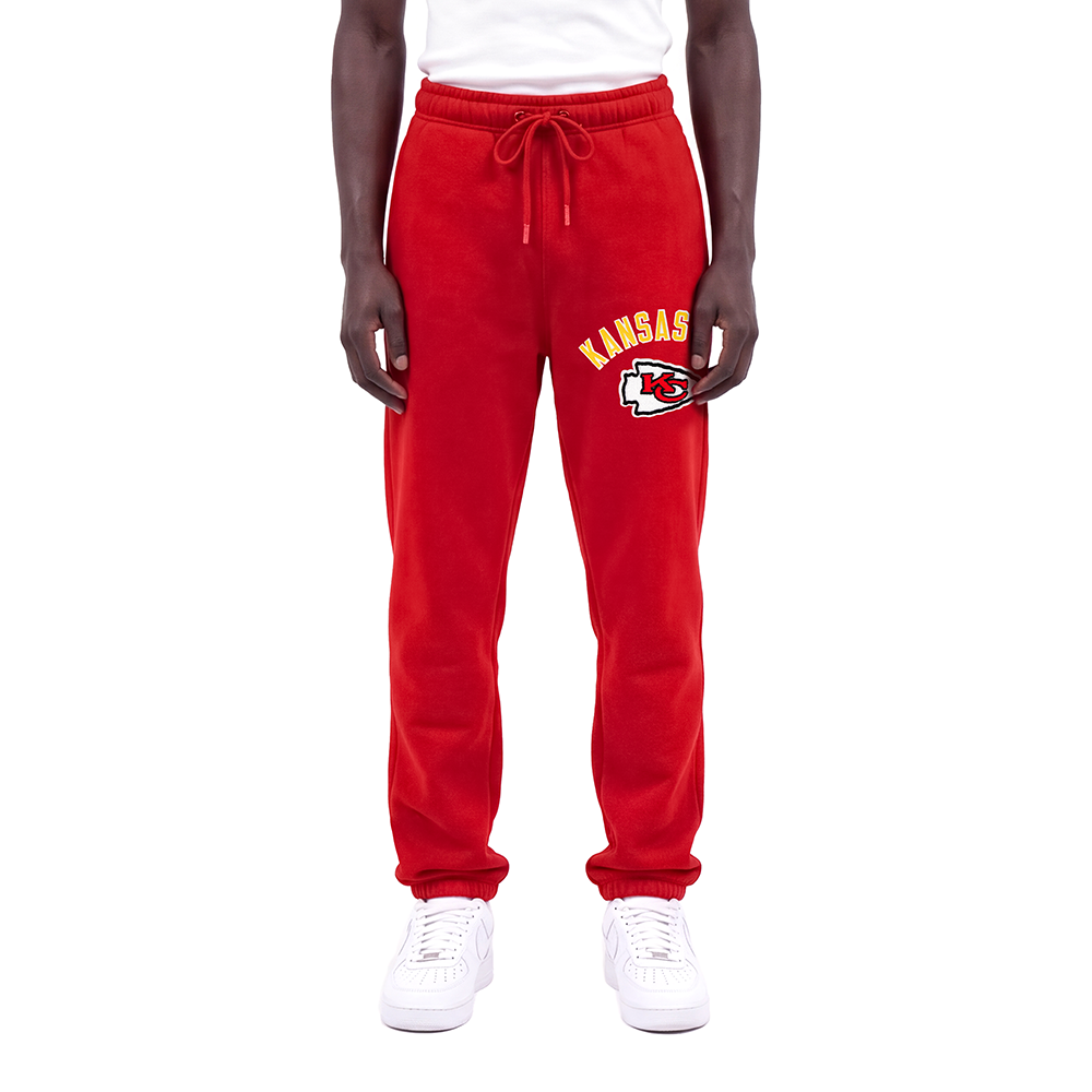 FKC440834-RED-MODEL-1