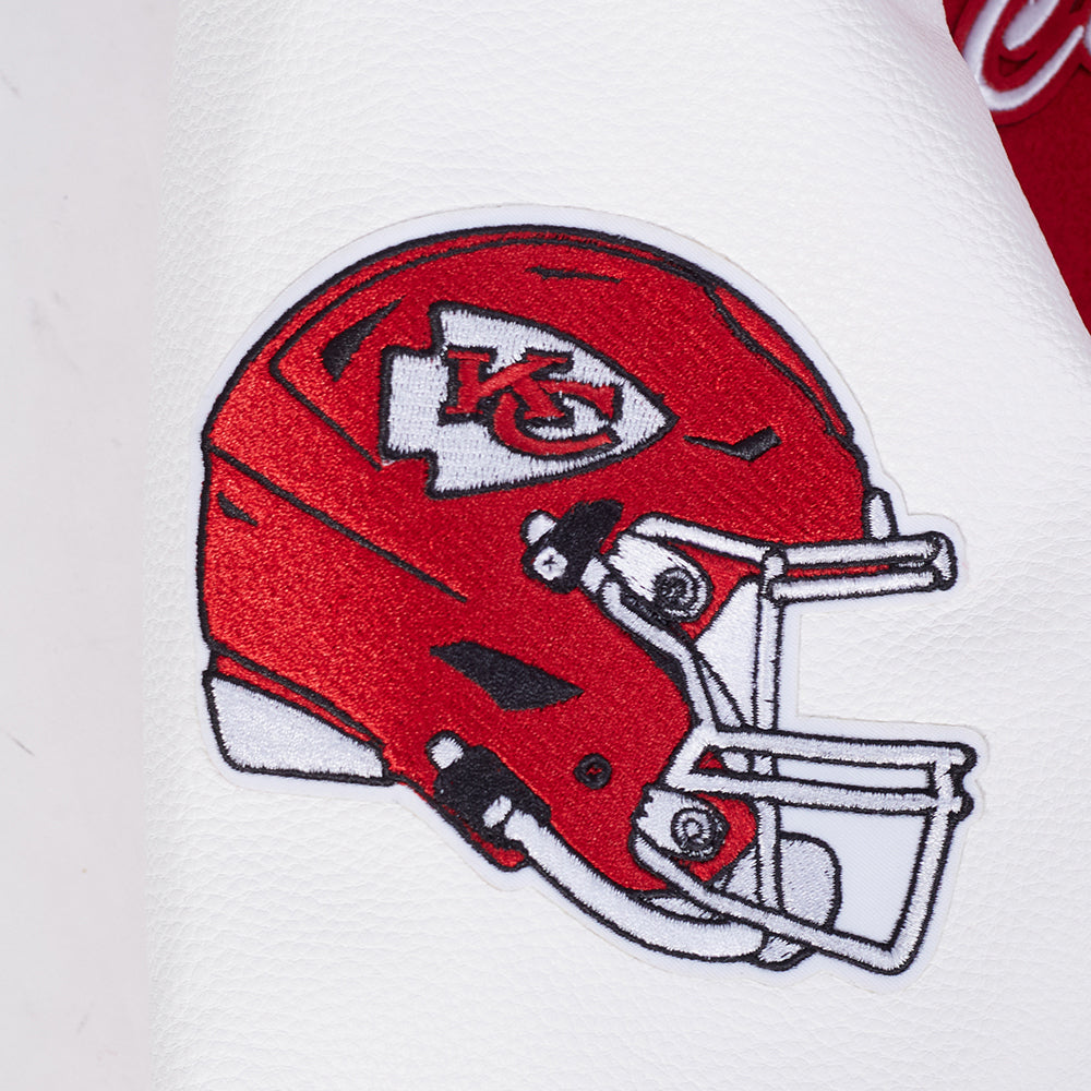 NFL KANSAS CITY CHIEFS TEAM BADGE BLOUSON COLLÉGIAL EN LAINE À BORDS CÔTELÉS POUR HOMME (ROUGE/BLANC)