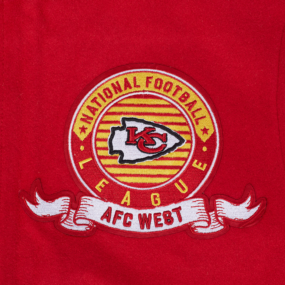 NFL KANSAS CITY CHIEFS TEAM BADGE BLOUSON COLLÉGIAL EN LAINE À BORDS CÔTELÉS POUR HOMME (ROUGE/BLANC)