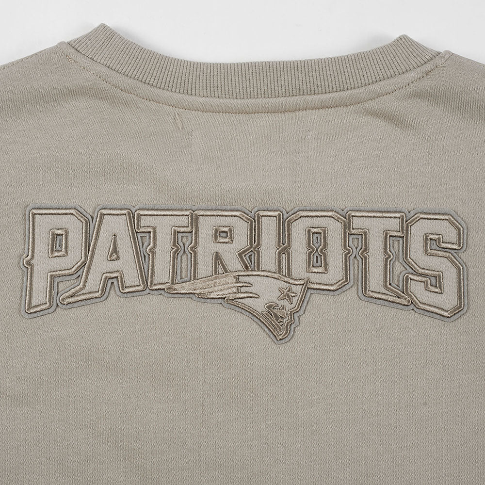 NFL NEW ENGLAND PATRIOTS NEUTRAL WOMEN'S FLEECE CREWNECK (TAUPE)