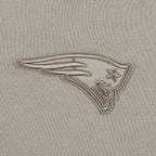 NFL NEW ENGLAND PATRIOTS NEUTRAL WOMEN'S FLEECE CREWNECK (TAUPE)
